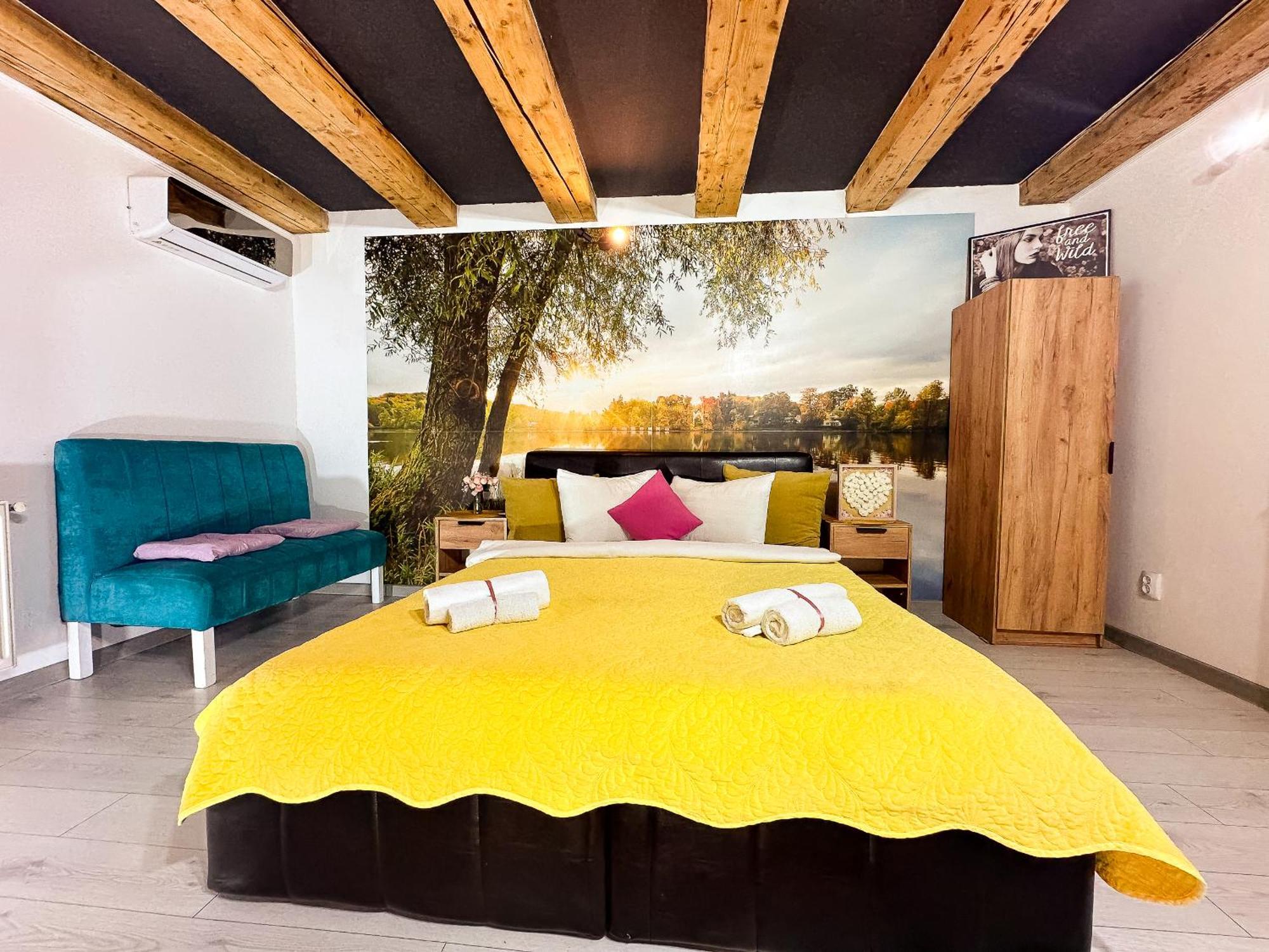 كرايوفا Venus Central Lux Studio المظهر الخارجي الصورة